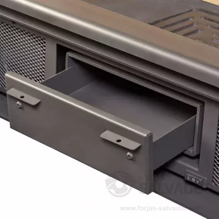 La Rocal Habit 50 V facilita el mantenimiento gracias a su cajón de cenizas de fácil acceso y extracción frontal.