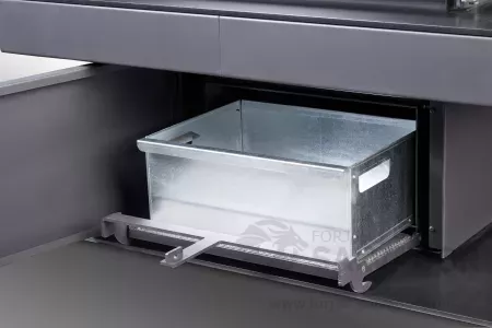 Acceso cómodo al cajón inferior para mantener el hogar limpio con mínimo esfuerzo.