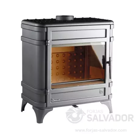 Estufa de leña Invicta Siam con sistema de doble combustión.