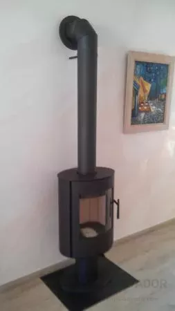 Evora T03 con placa de suelo metálica