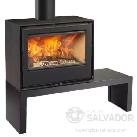 Potencia y diseño contemporáneo para disfrutar del fuego en gran formato.