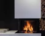 Hogar de leña ARGENTO 860 DC — visión panorámica del fuego en tres caras
