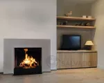 Hogar de leña LUNA DIAMOND 850 V – diseño vertical minimalista con cristal frontal