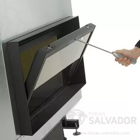 Puerta deslizable y abatible