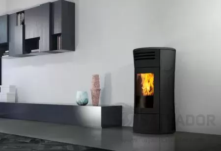 Cerámica gris oscuro