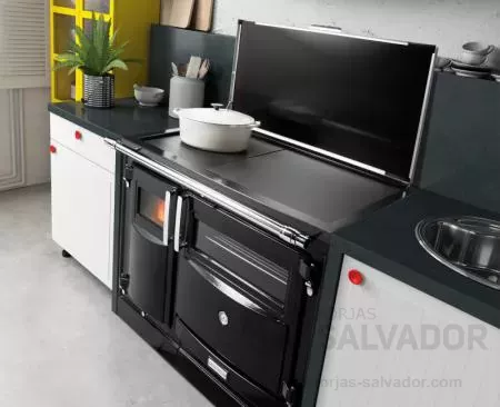 Encimera vitrocerámica elevable de la cocina Hergom Pas 100 CC SE, ideal para una limpieza rápida.