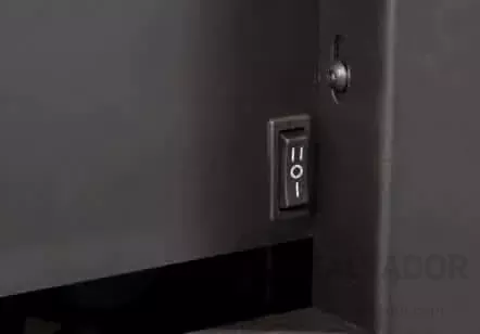Interruptor de 2 velocidades más termostato.